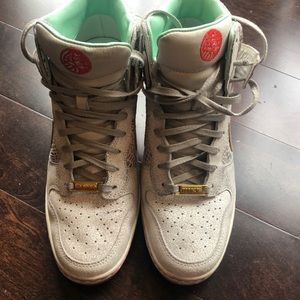 Nike WMNS Dunk Sky HI YOTH